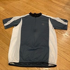 Men’s Pearl Izumi cycling shirt